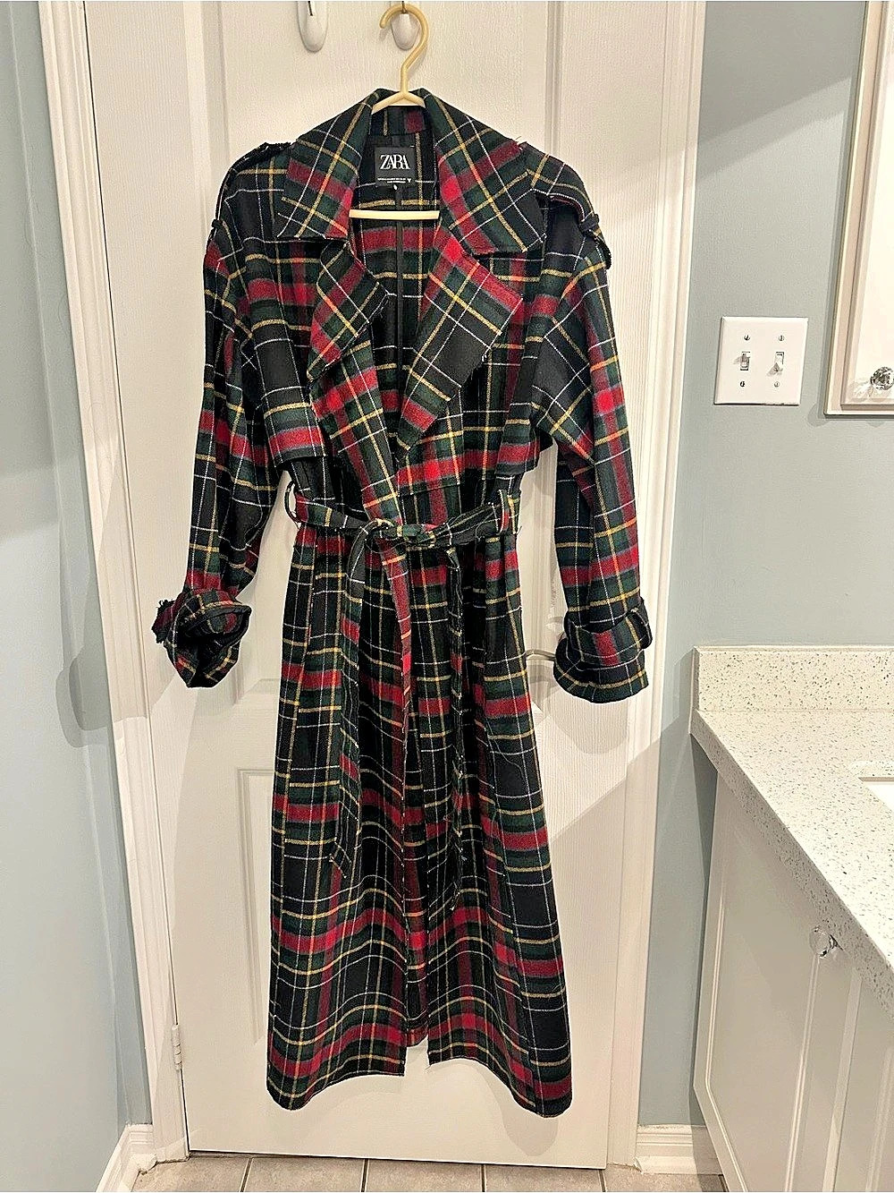 Zara Plaid Belted Trench Coat in Black & Red Like New